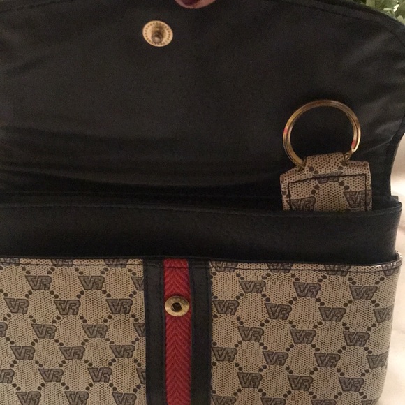 Vr Classic Clutch Wallet - Women | Color: Blue - Picture 10 of 17